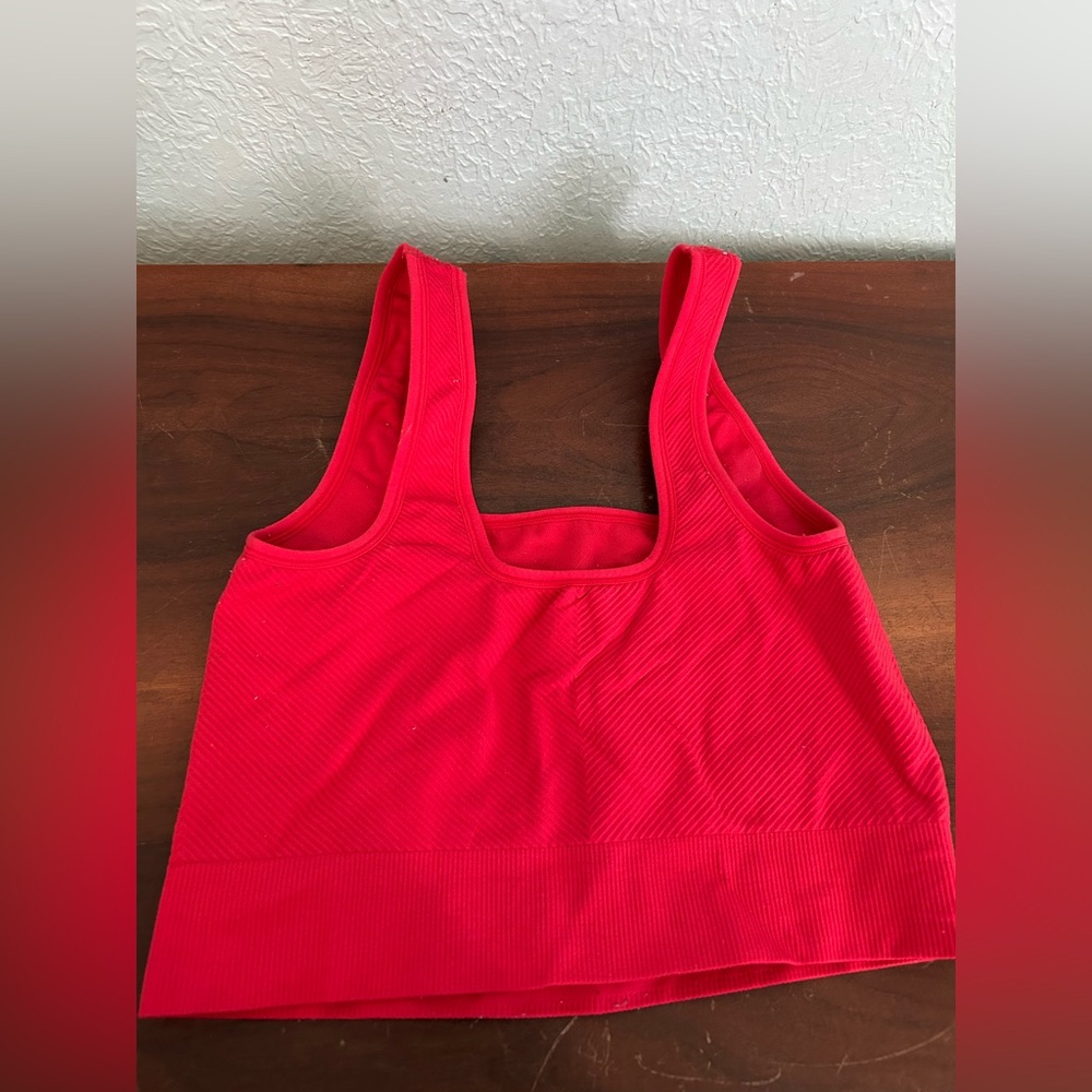 Red Ribbed Workout Top - Picture 2 of 3